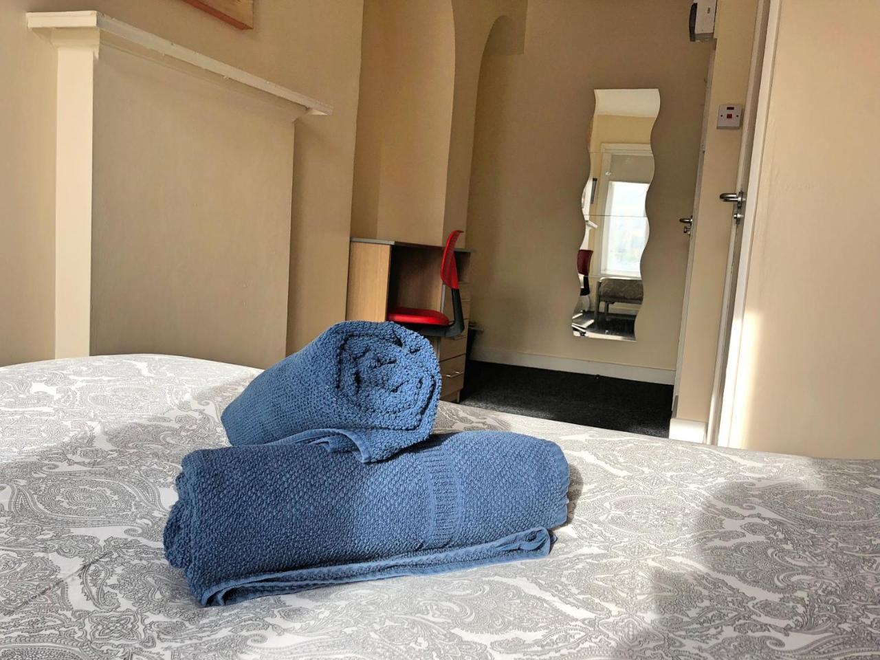 Harley Rooms - Private Double Rooms With Shower Sheffield Exteriör bild